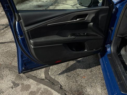 Used 2025 Toyota Camry LE image 26