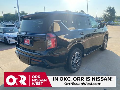 New 2025 Nissan Armada SL w/ Captain's Chari Seat Package image 5