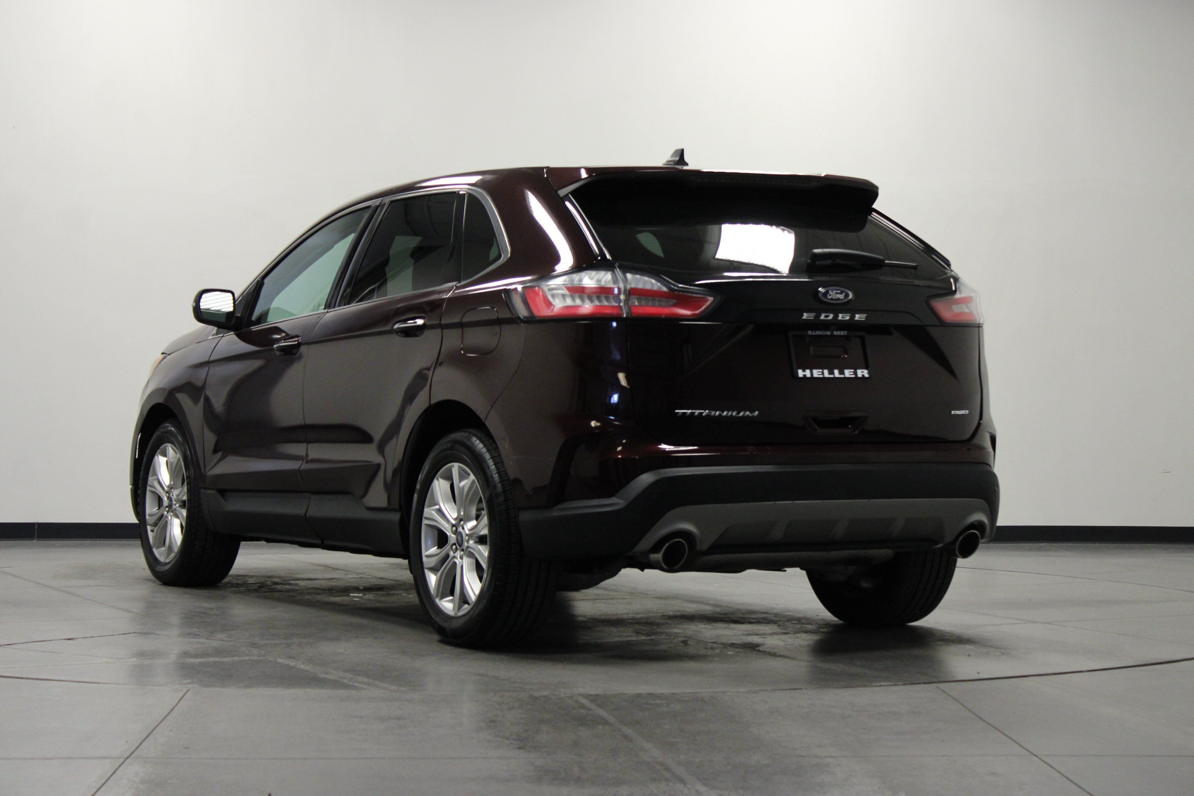 Used 2021 Ford Edge Titanium AWD/4WD image 6