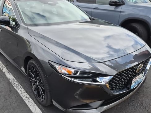 Used 2025 MAZDA MAZDA3 s FWD image 3