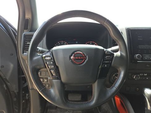 Used 2023 Nissan Frontier PRO-4X w/ Technology Package AWD/4WD image 8
