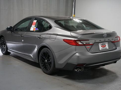 New 2026 Toyota Camry SE FWD image 6