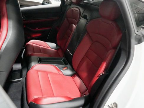 Used 2020 Porsche Taycan Turbo image 33