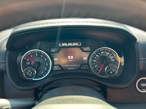 Used 2024 RAM 1500 Laramie image 16