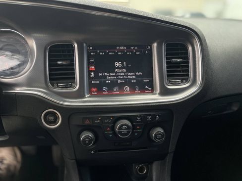 Used 2014 Dodge Charger SXT w/ Blacktop Package RWD image 15