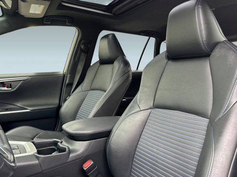 Used 2021 Toyota RAV4 XSE image 26