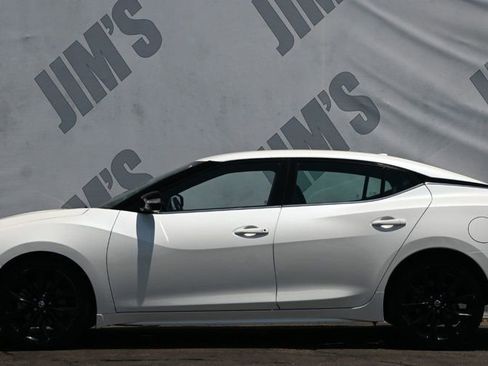 Used 2019 Nissan Maxima SR w/ Illumination Package image 6