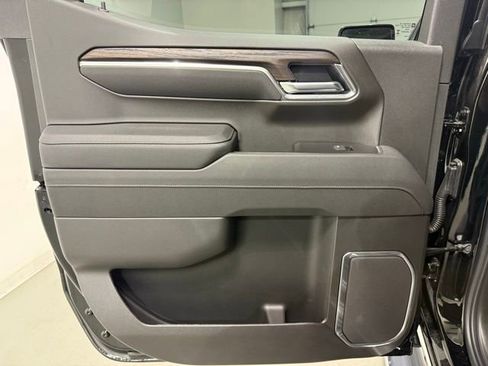 New 2026 GMC Sierra 1500 SLT w/ SLT Premium Package image 25