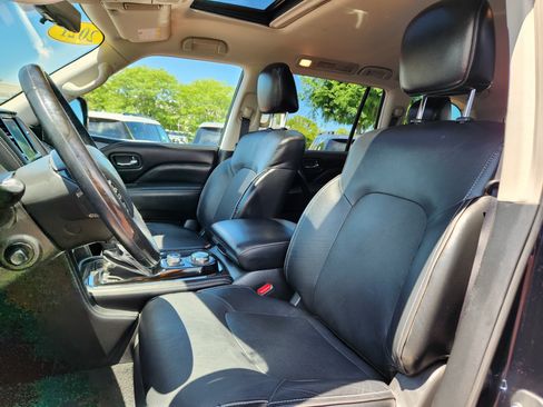 Used 2021 INFINITI QX80 Luxe AWD/4WD image 10