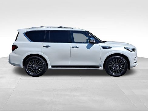 Used 2024 INFINITI QX80 Sensory w/ All-Season Package AWD/4WD image 7