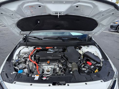 Certified 2020 Honda Accord Touring image 20