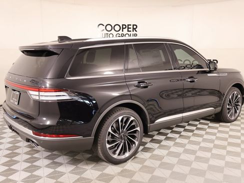 New 2026 Lincoln Aviator Reserve AWD/4WD image 23