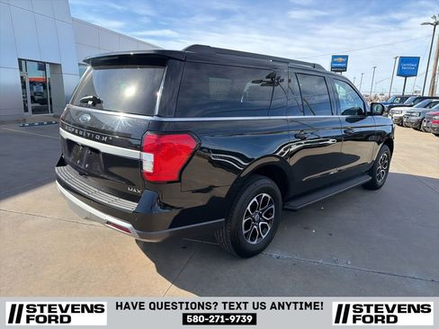 Used 2024 Ford Expedition Max XLT image 4
