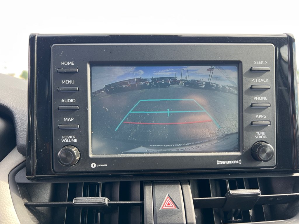 Used 2021 Toyota RAV4 XLE AWD/4WD image 31