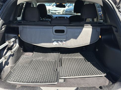 Used 2016 Jeep Cherokee Latitude w/ Cold Weather Group AWD/4WD image 16