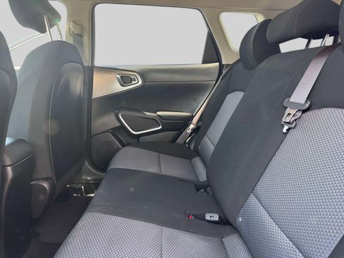 Used 2022 Kia Soul LX w/ Technology Package FWD image 10