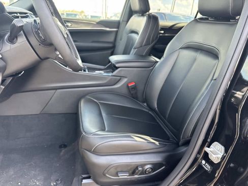 New 2026 Jeep Grand Cherokee L Limited w/ Limited Altitude Package RWD image 12