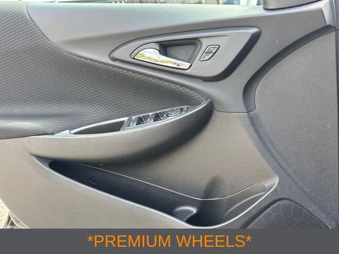 Used 2024 Chevrolet Malibu LT FWD image 5
