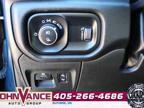 Used 2022 RAM 1500 Big Horn image 30