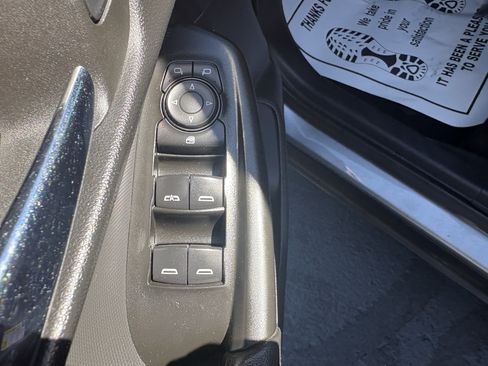 Used 2024 Chevrolet TrailBlazer RS FWD image 13