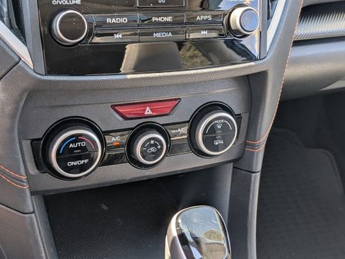 Used 2023 Subaru Crosstrek 2.0i Premium image 20