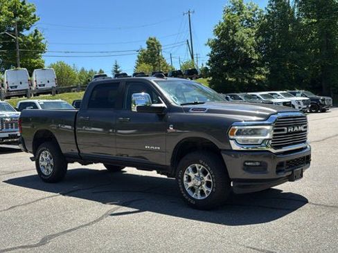 Used 2024 RAM 2500 Laramie w/ Safety Group AWD/4WD image 2