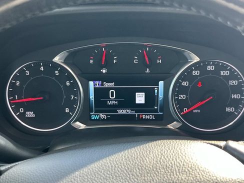 Used 2017 GMC Acadia SLT FWD image 39