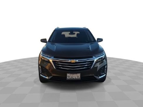 Used 2023 Chevrolet Equinox Premier image 3