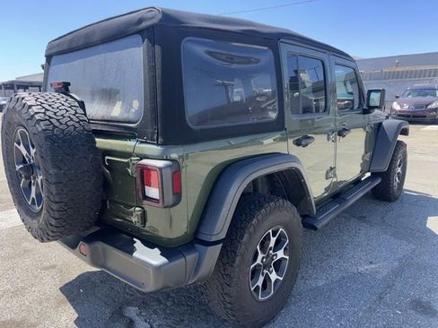 Used 2021 Jeep Wrangler Unlimited Rubicon AWD/4WD image 5