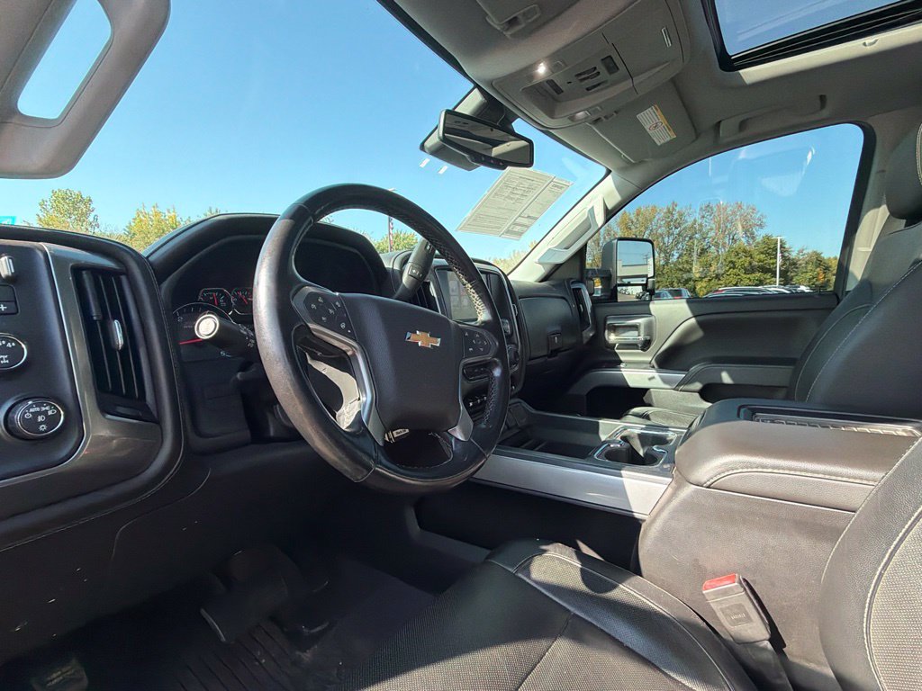 Used 2019 Chevrolet Silverado 2500 LTZ w/ Duramax Plus Package AWD/4WD image 15
