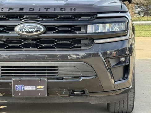Used 2023 Ford Expedition Max Limited image 10