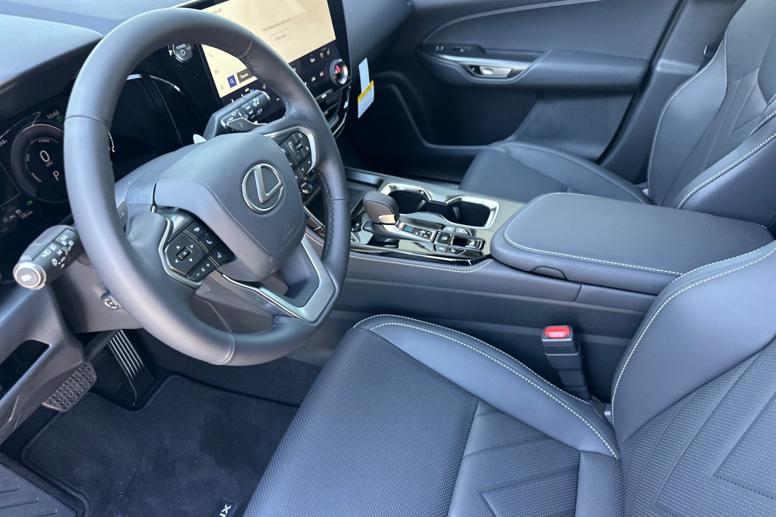 New 2026 Lexus NX 450h+ AWD w/ Accessory Package (Z1) image 4