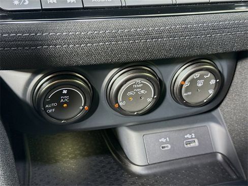 Used 2025 Nissan Z Sport w/ Floor Mat Package image 15