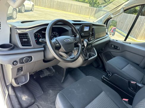 Used 2025 Ford Transit 250 Low Roof w/ Exterior Upgrade Package RWD image 10