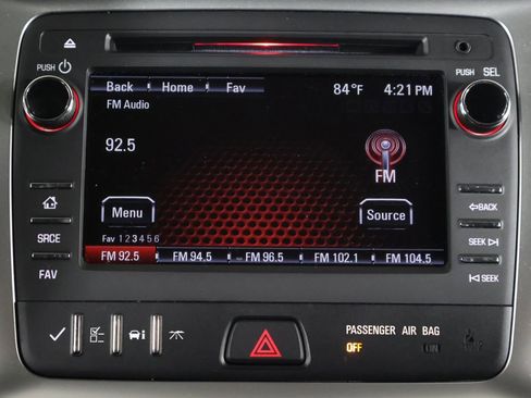 Used 2016 GMC Acadia SLE image 36