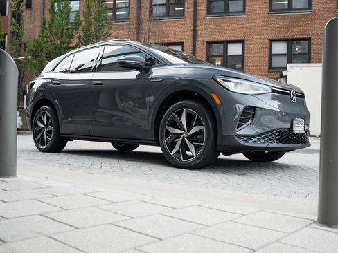 New 2025 Volkswagen ID.4 Pro S image 7