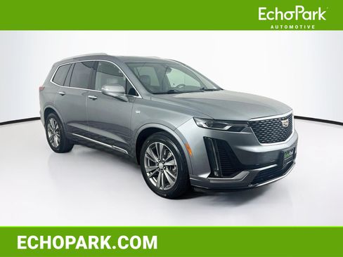 Used 2022 Cadillac XT6 Premium Luxury FWD image 1