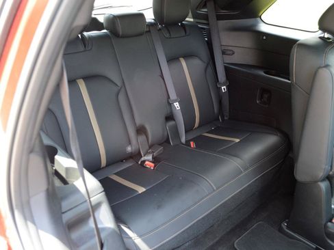 Used 2024 MAZDA CX-90 3.3 Turbo w/ Premium Plus Pkg AWD/4WD image 18