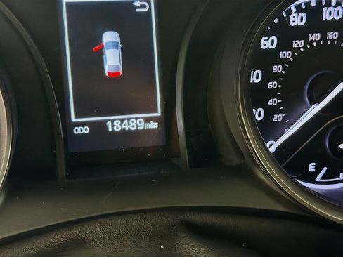 Used 2024 Toyota Camry SE FWD image 19