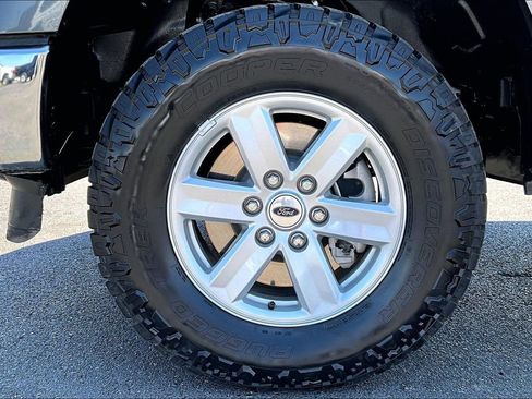 Used 2023 Ford F150 XL w/ XL Chrome Appearance Package AWD/4WD image 35