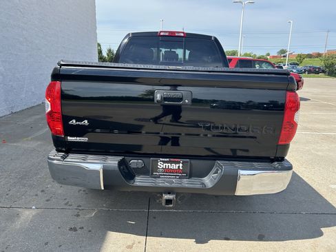 Used 2017 Toyota Tundra SR5 w/ SR5 Upgrade Package AWD/4WD image 7