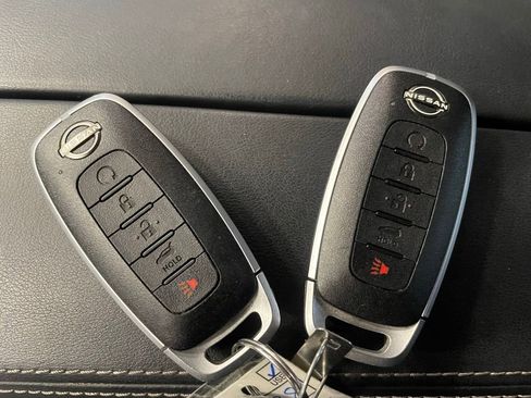 Certified 2024 Nissan Rogue SV image 18