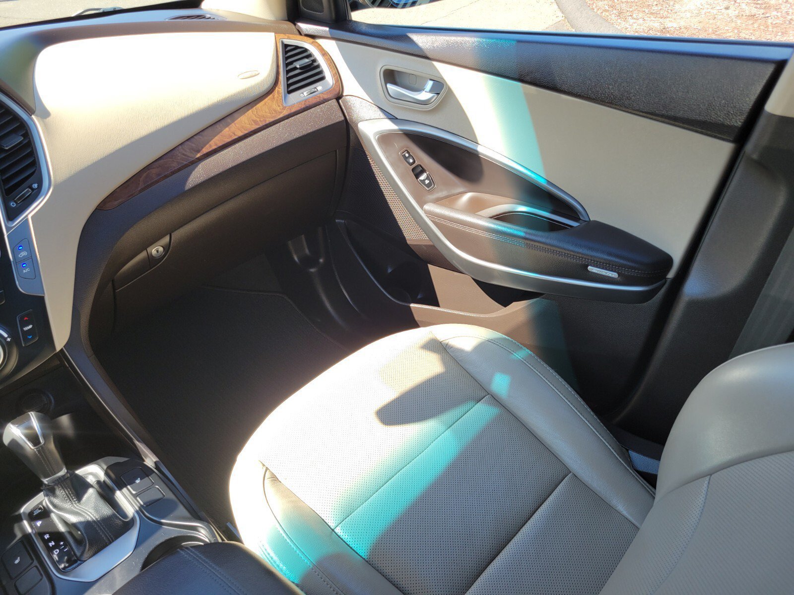 Used 2018 Hyundai Santa Fe Sport AWD/4WD image 17