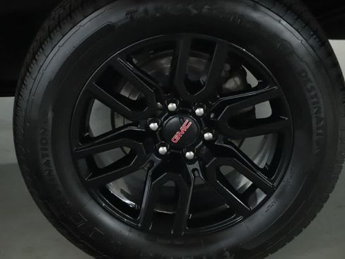 Used 2024 GMC Sierra 1500 Elevation AWD/4WD image 38