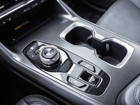 Used 2024 Lexus RZ 300e Premium w/ Technology Package image 16