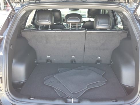 Used 2023 Jeep Compass Latitude image 11