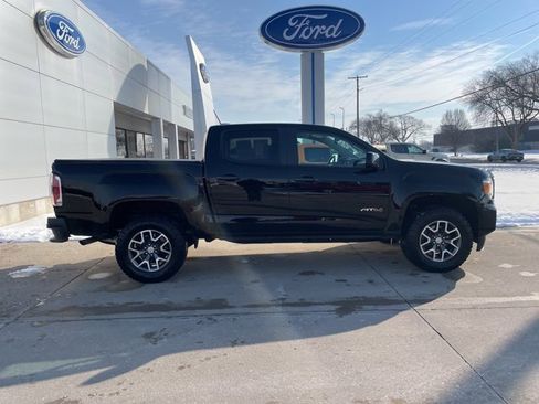 Used 2022 GMC Canyon AT4 w/ Trailering Package image 16