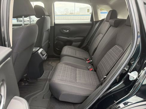 Certified 2024 Honda HR-V LX image 19