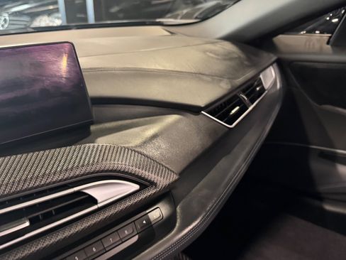 Used 2019 BMW i8 Roadster AWD/4WD image 17