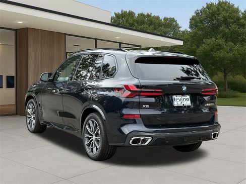 New 2026 BMW X5 M60i image 9
